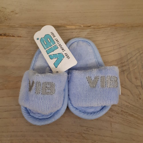 VIB baby slippers in blauw met grijze opdruk