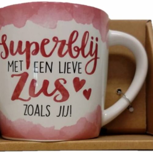 Mok superblij met een lieve zus zoals jij