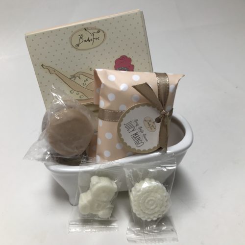 Cadeaupakket verzorging bad Badefee met badchocolade zeep en macaron