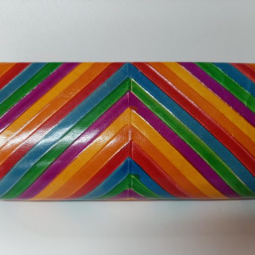 Fairtrade brillenkoker van leer in regenboog kleuren