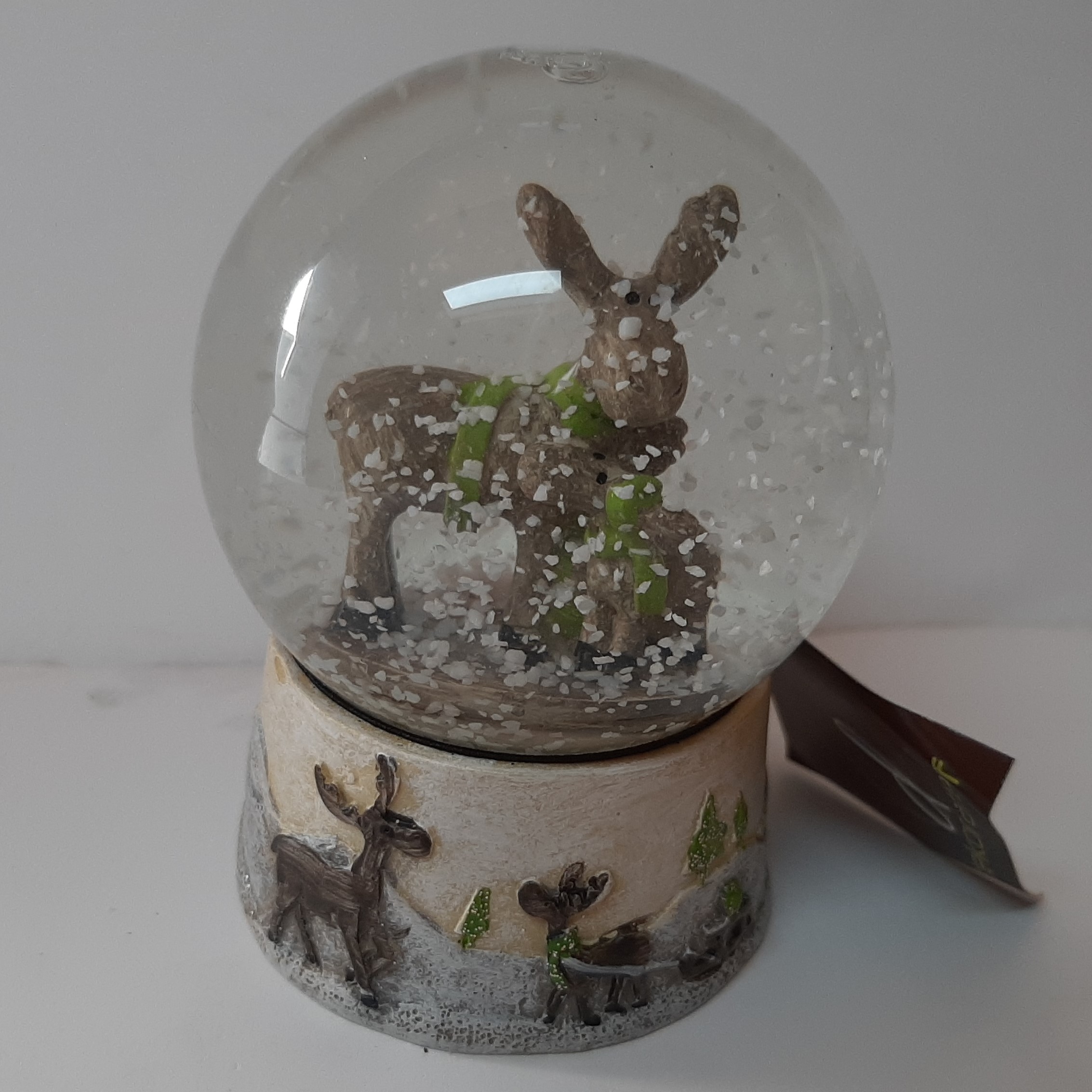 Schud of sneeuwbol Eland met jong.