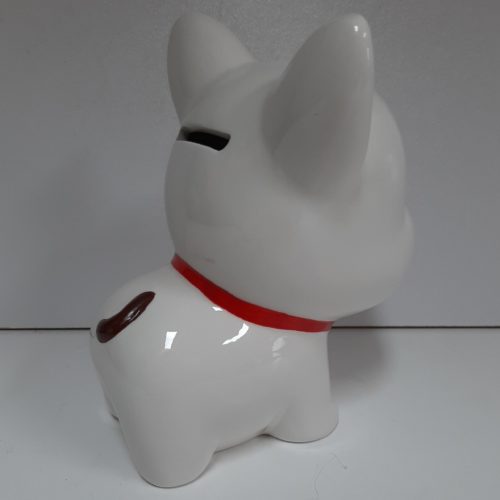 Spaarpot witte hond met rode oortjes en zwarte vlek bij het oog