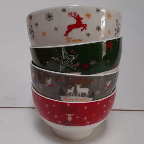 Set van 4 kerst schaaltjes met kerstwensen