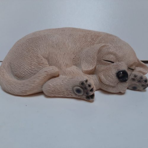 Puppy labrador blond beeldje 20 cm breed