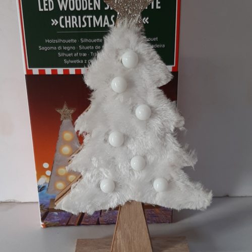 Houten silhouet kerstboom fluffy met ledlampjes gekarteld model